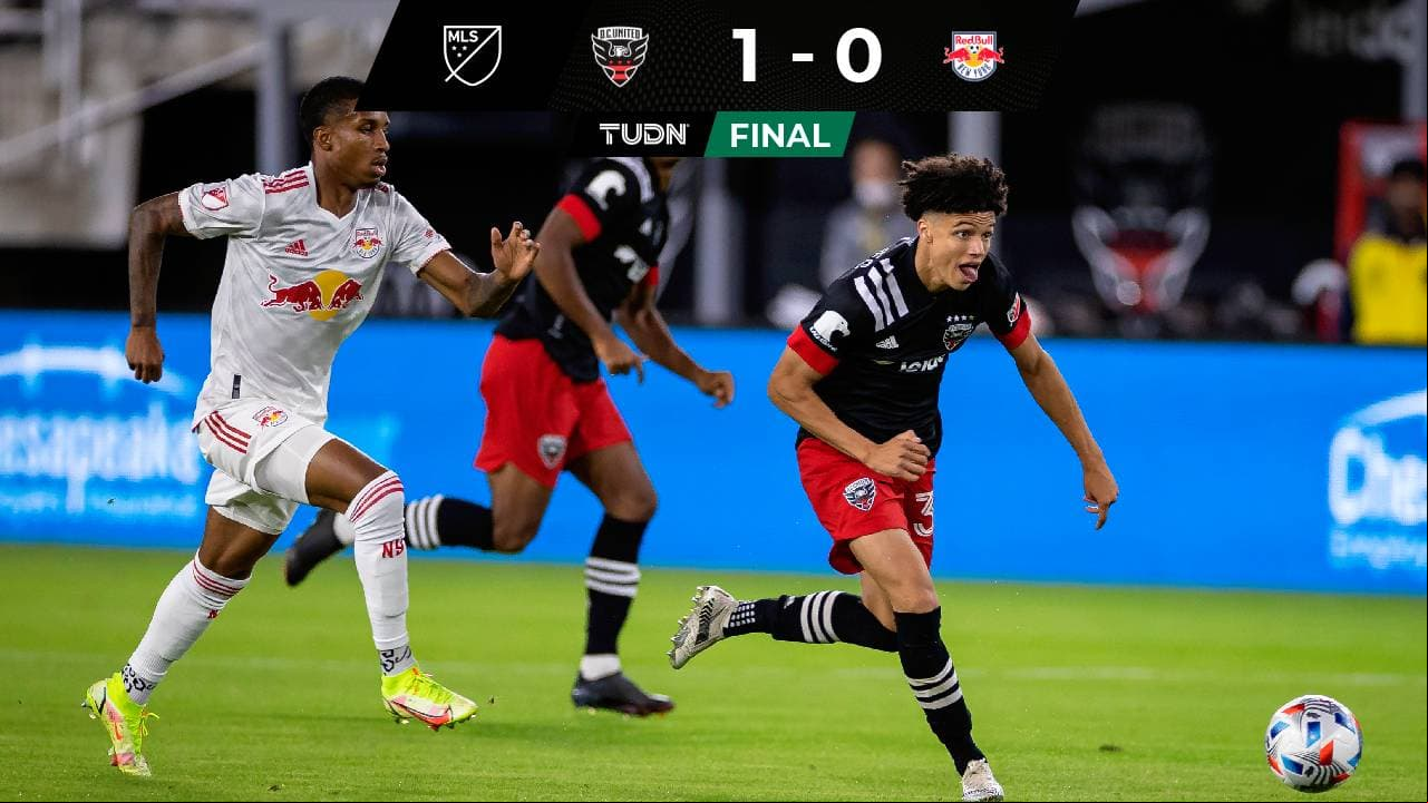 DC United le cortó las alas y le arrebató boleto a NYRB en el clásico