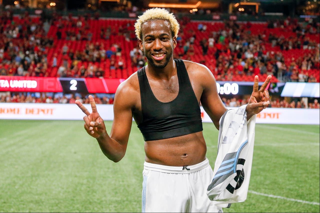 En los últimos 10 minutos del partido ante los Quakes, el enganche trinitense Kevin Molino anotó un doblete que no sirvió para que 'los Loons' rescataran un empate en California. (USA Today Images)