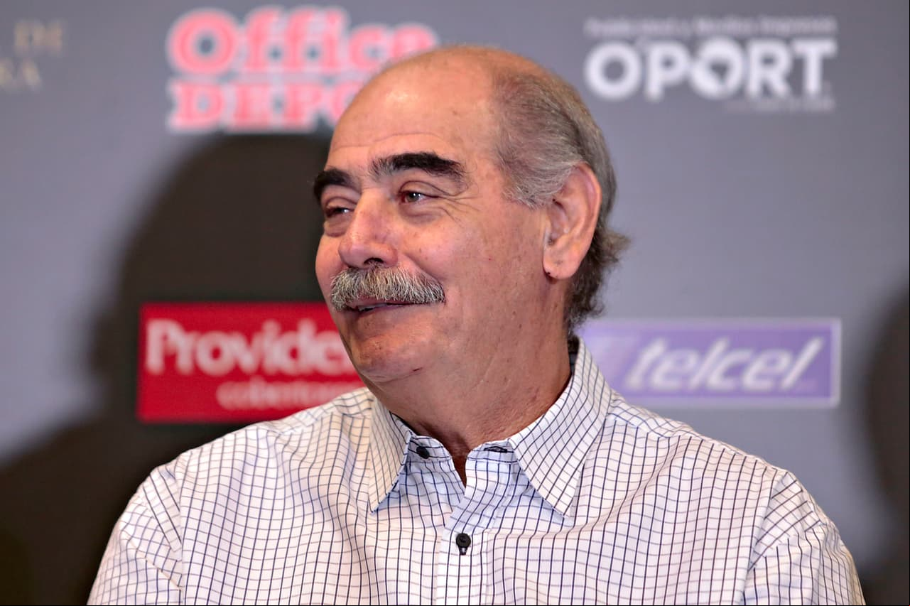 La presencia de Roberto Rivelino, uno de los campeones del mítico Brasil en México 1970 fue uno de los Elegidos del Fútbol Internacional.