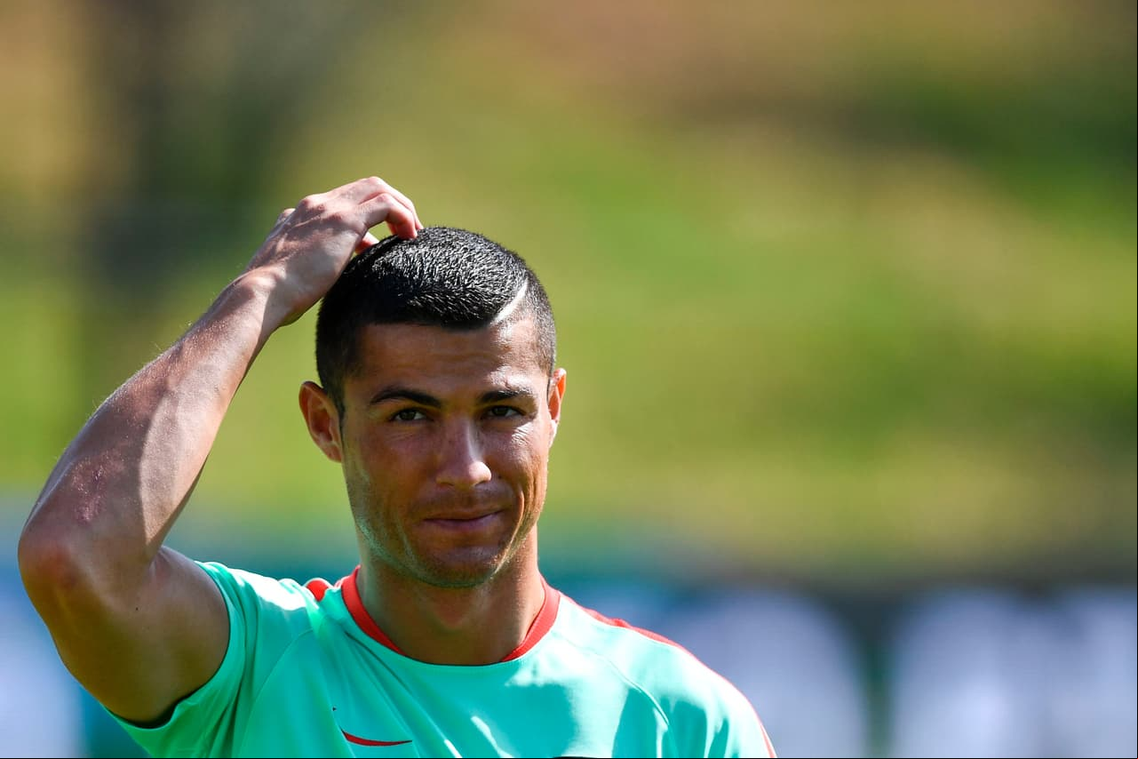 La Fiscalía en España acusó formalmente a Cristiano Ronaldo por defraudar al fisco con 14,7 millones de euros, en un proceso ue apenas arranca.