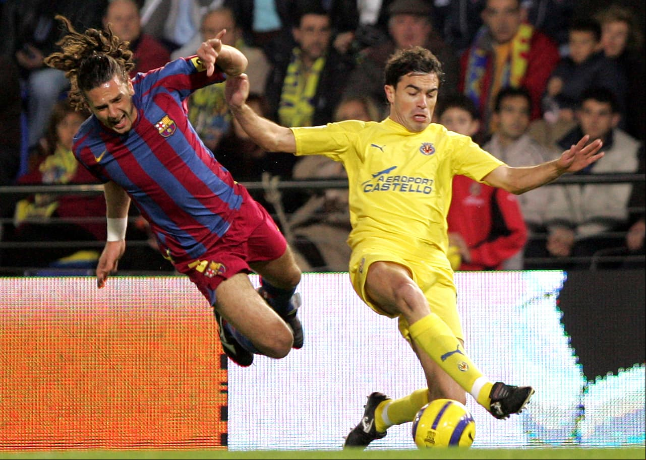 Thiago Motta, nacido en Brasil, viene de la cantera de Barcelona y a sus 19 años debutó con el primer equipo en 2001. En seis temporadas marcó 9 goles y ganó dos Ligas de España y dos Supercopas de España.