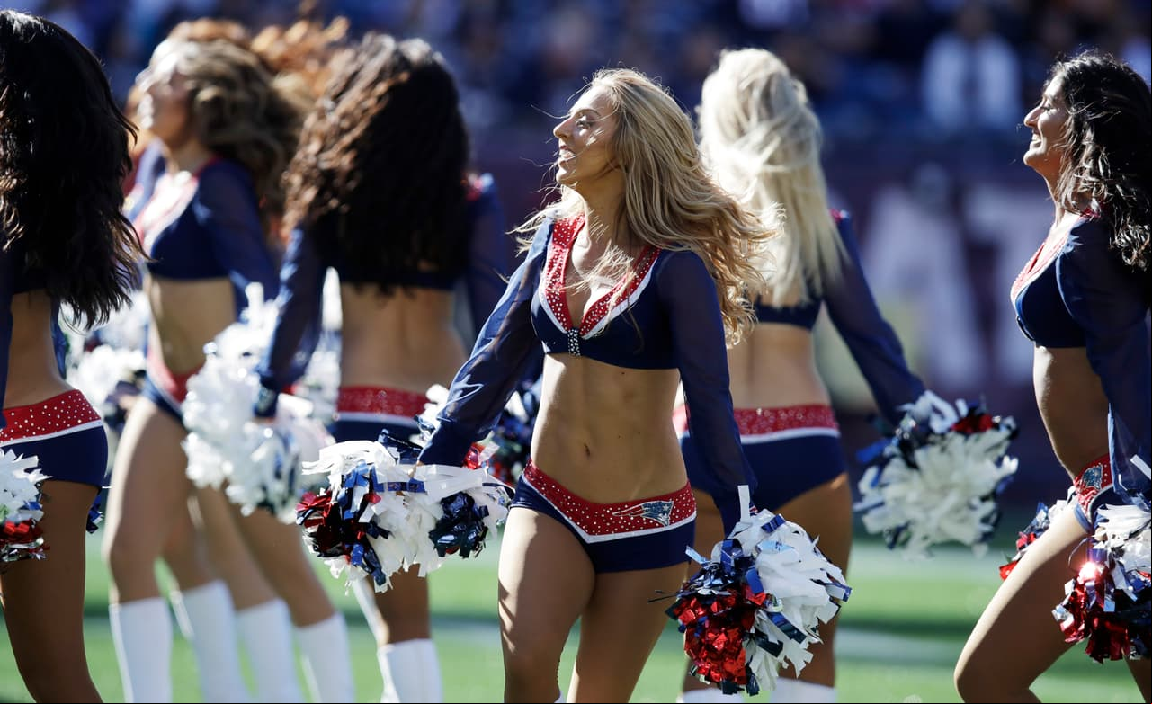 Las porristas de New England Patriots brillarán por segundo año consecutivo con su físico atlético, alegría y seductoras coreografías para darle apoyo al vigente campeón del Super Bowl.
