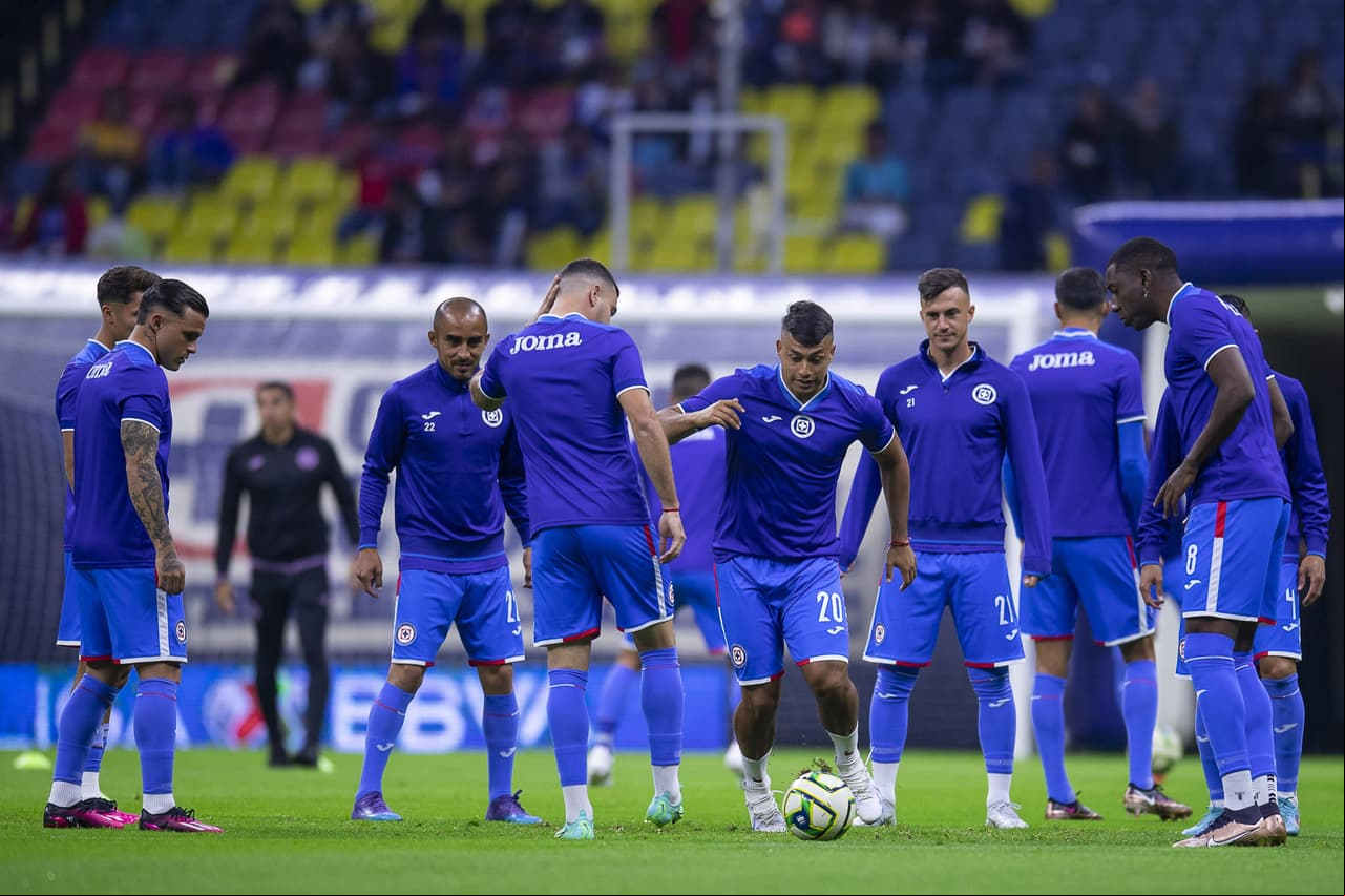 Cruz Azul contempla mandar un extranjero a categorías inferiores
