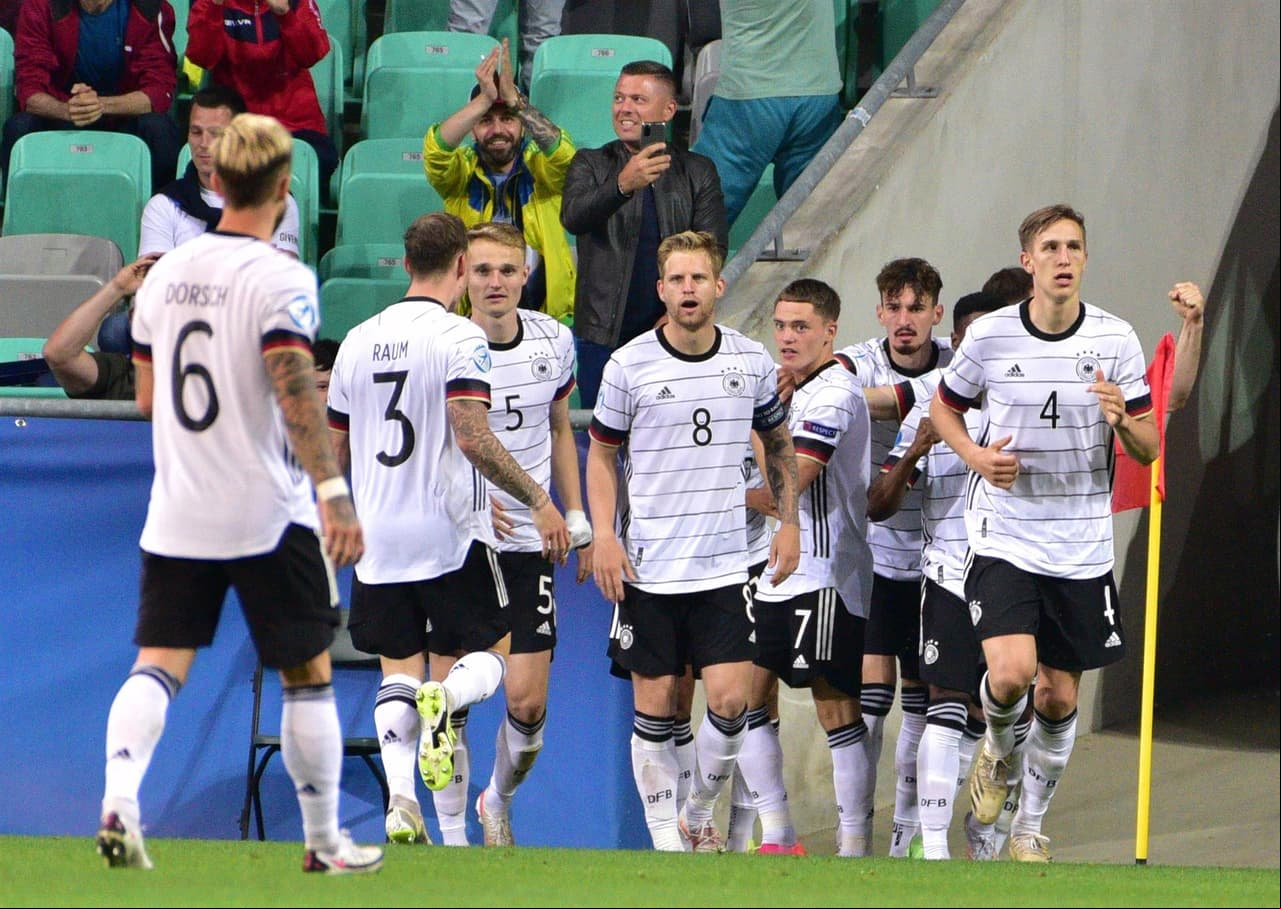Alemania se corona campeón de la Euro Sub-21 tras derrotar a Portugal 1-0 con el único gol de Lukas Nmecha y se quedan con el título del torneo. Este es el tercer título del equipo teutón en esta categoría.