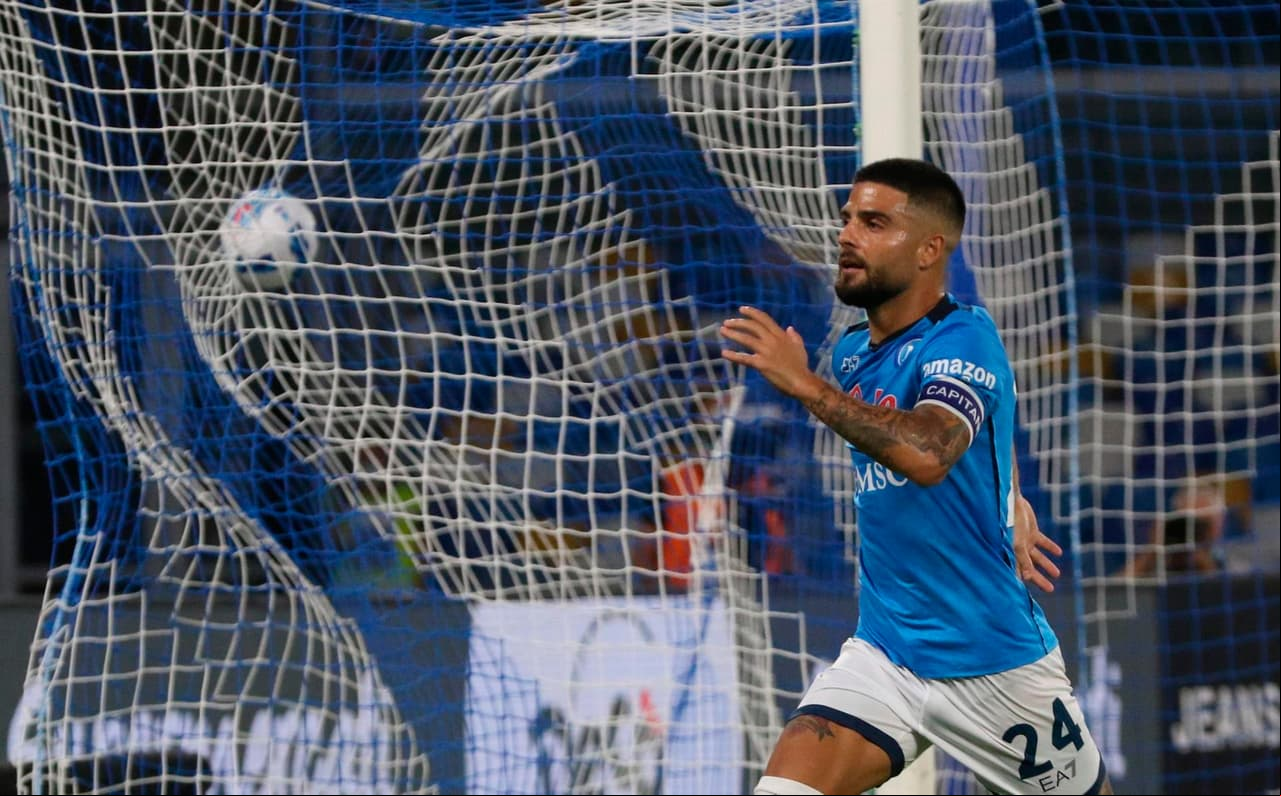 Con anotaciones de Victor Osimhen (11') y Lorenzo Insigne de penalti (57'), el Napoli se impone ante Cagliari 2-0 durante la Jornada 6 en la Serie A. Hirving Lozano jugó los 20 últimos minutos del encuentro y la escuadra 'Azzurra' sigue super líder de la tabla.
