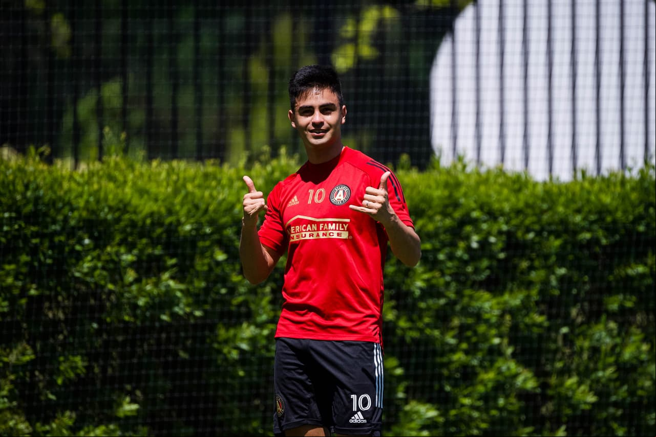 <b>5 - GONZALO 'PITY' MARTÍNEZ</b>
<br>de Atlanta United FC (MLS) a Al Nassr FC (Arabia Saudita)
<br>Transferencia: 18 millones de dólares 
<br>