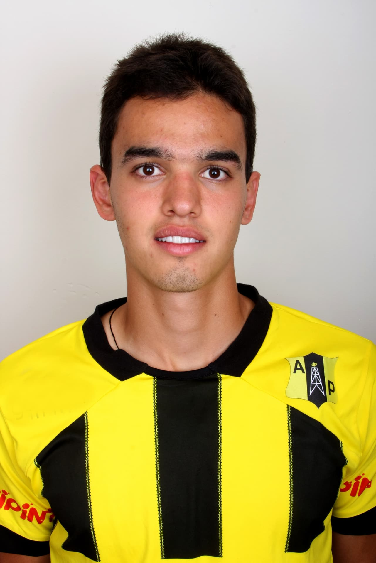 Felipe Aguilar. Posición: Defensa. Edad: 23 años. Club: Atlético Nacional (Colombia). Veces seleccionado: 1 participación. Descripción: Es un jugador seguro en marca y que fue pieza fundamental de la selección Sub’20 que ganó el Sudamericano de la categoría en Argentina 2013. Milita actualmente en el Atlético Nacional y también pasó por el Alianza Petrolera de su país.