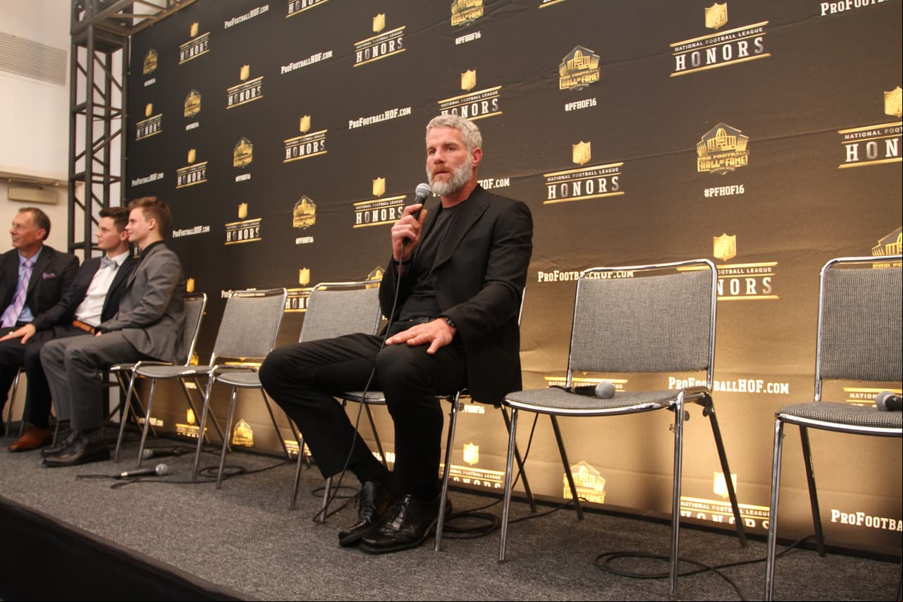 Entre los nuevos  del Salón de la Fama y los premiados durante el NFL Honors, la noche previa al Super Bowl y sus mejores imágenes detrás de cámaras.