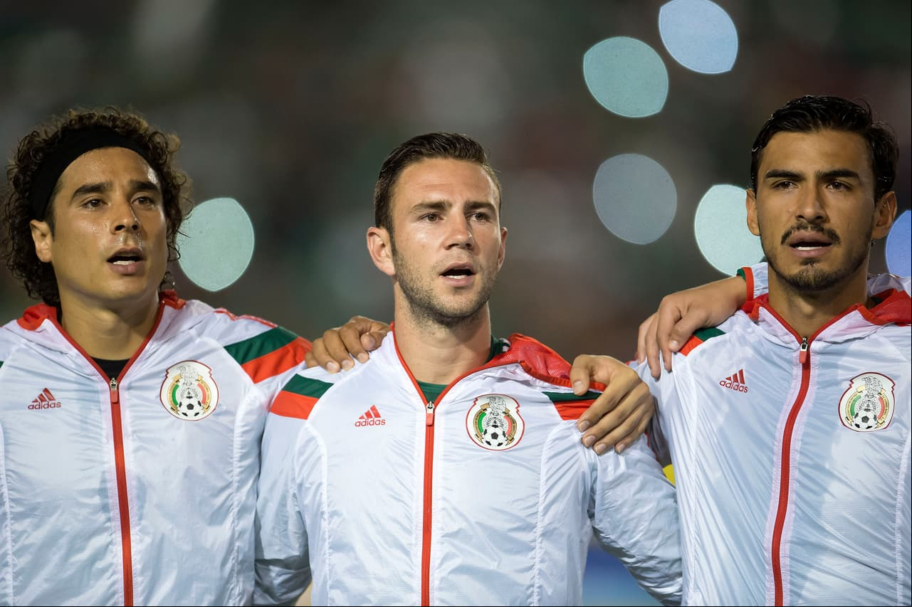 Oswaldo Alanís volvió a vestir los colores del 'Tri' mayor en 2014, cuando fue convocado por Miguel Herrera. A pesar de ello, la competencia por su puesto como defensa es muy fuerte.