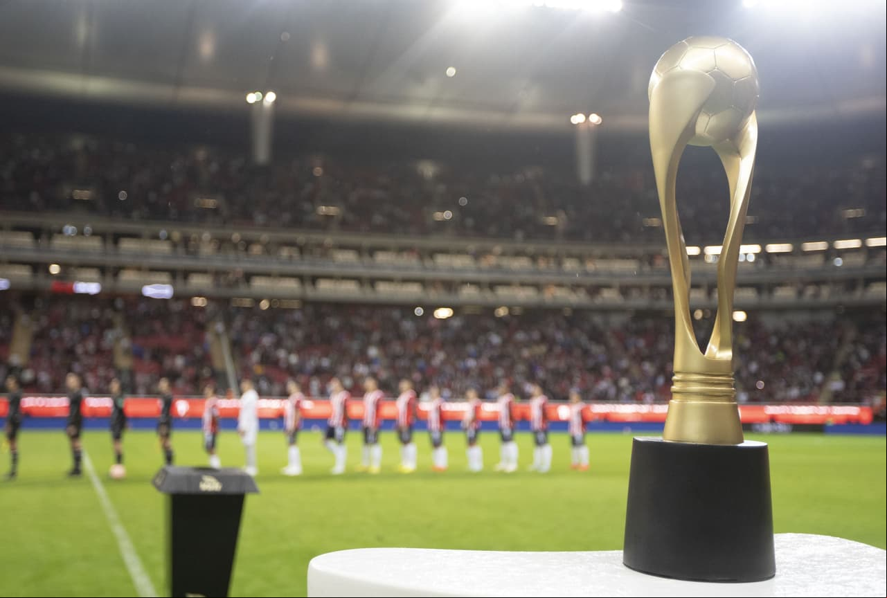 Con goles de Alexis Gutiérrez y Gonzalo Carneiro, Cruz Azul sentenció la final de la Copa por México 2022 ante Chivas en el Akron para alzar su primer trofeo a una semana del inicio del Clausura 2023. 
<br>