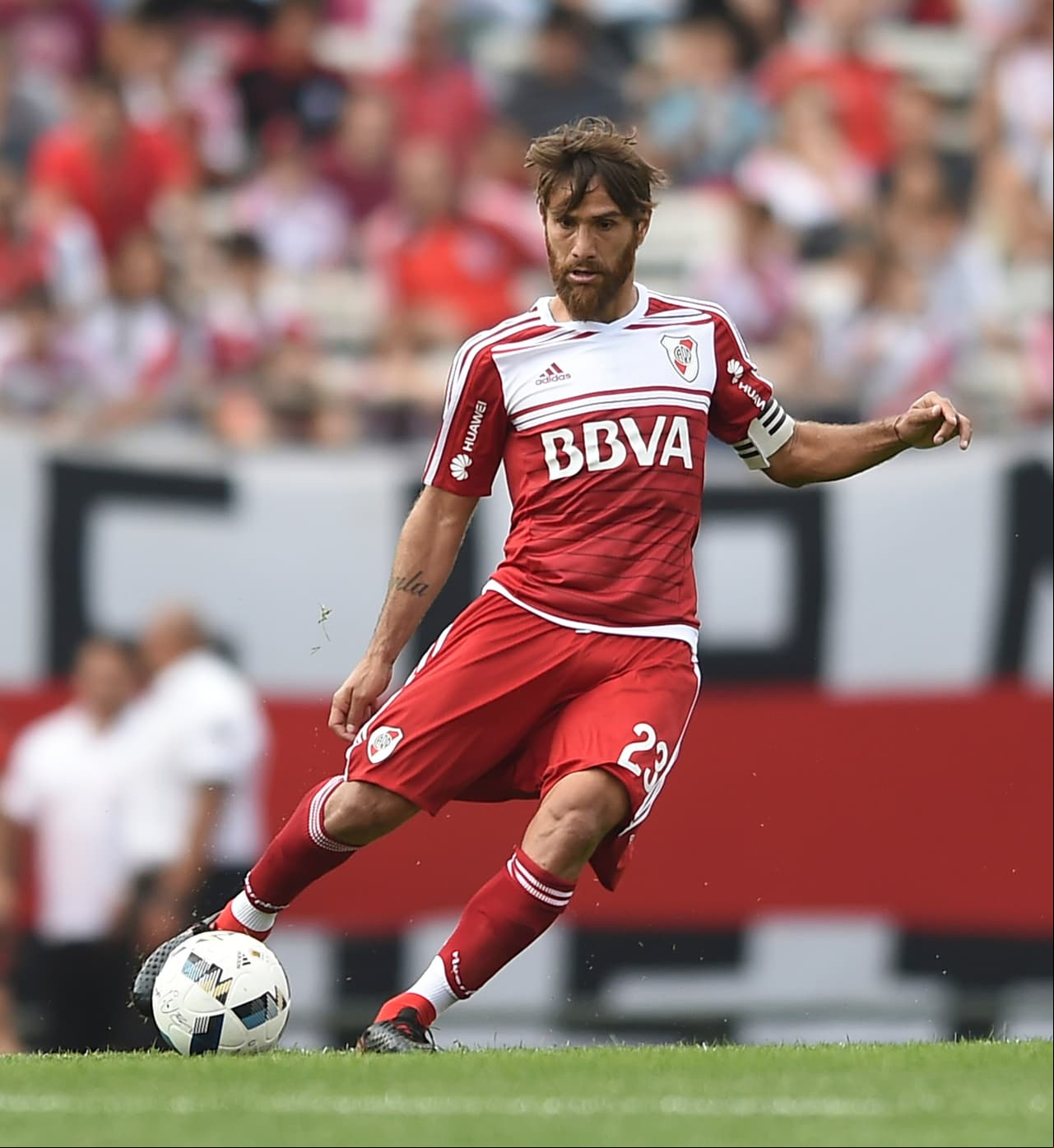 El experimentado contención argentino Leonardo Ponzio es el capitán del River Plate. Salió campeón de la Copa Libertadores en 2015 a expensas de los Tigres de la UANL.