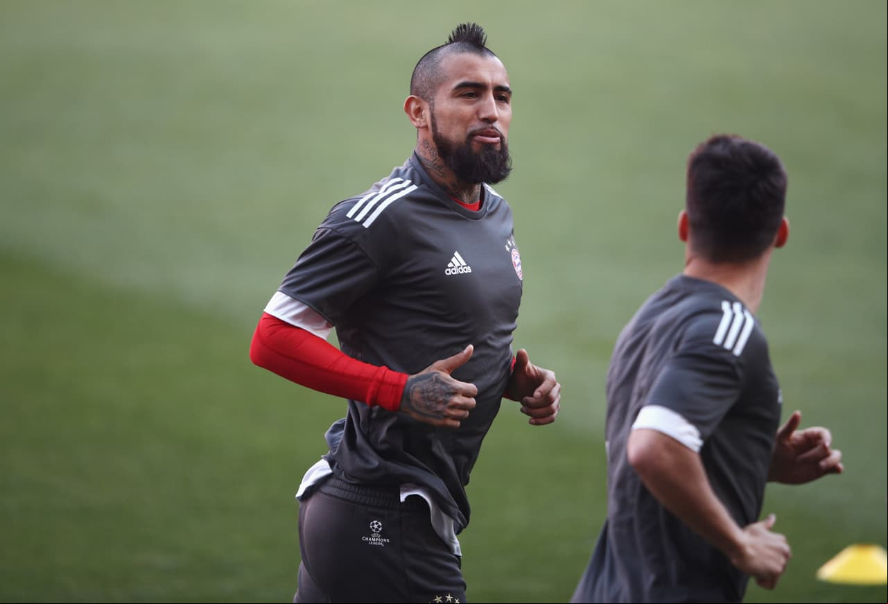 Al parecer, Arturo Vidal está más cerca que nunca de llegar al Barcelona. Después de que el Inter haya detenido su avanzada por él, esperando algún acuerdo con Luka Modric, el club blaugrana tendría un preacuerdo con el chileno.