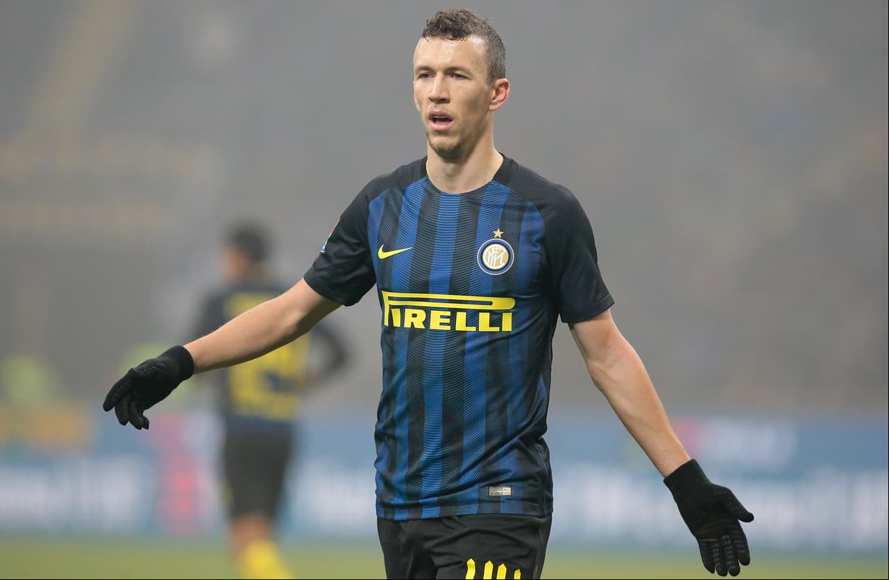 Lo que ya parece estar firme es la llegada del croata Ivan Perisic al Manchester United. Los 'Red Devils' buscaron fortalecerse con un organizador de juego, con lo que de a poco se aleja la posibilidad de la llegada del colombiano James Rodríguez a ese club.