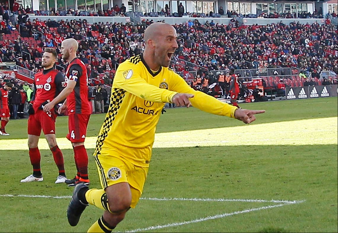 Toda gran actuación de Columbus Crew tiene como director de orquesta a Federico Higuaín, y lo ocurrido el sábado en Toronto no fue una excepción. 'Pipa' jugó a lo grande en el inicio de la MLS 2018. (USA Today Images)