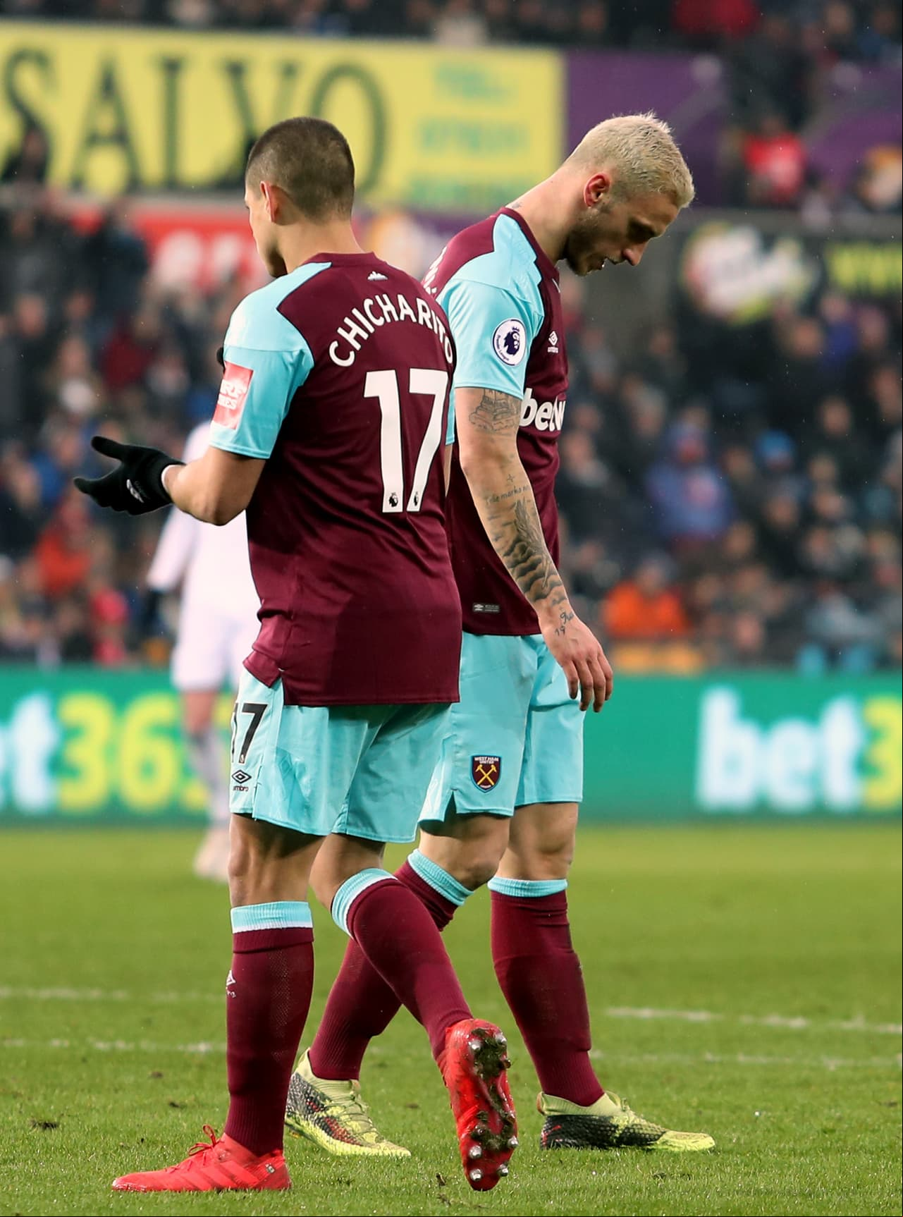 <b>Swansea 4-[1] West Ham: </b>el delantero Javier 'Chicharito' Hernández jugó todo el partido con los Hammers, pero no pudo cambiar la historia del marcador. Es el segundo partido consecutivo que no consigue anotar después de su último gol ante Watford.