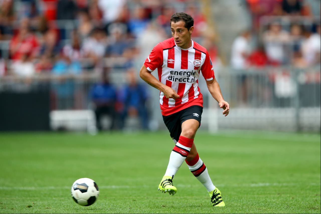 En España apuntan a que Andrés Guardado sería objetivo del Atlético de Madrid en caso de que Diego Simeone continúe como DT.
