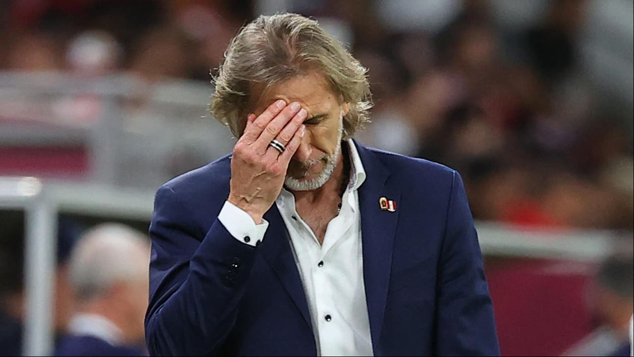 Gareca señala que "no es momento" para hablar de su continuidad en Perú