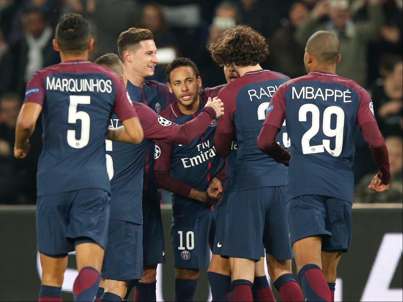 París Saint-Germain dio una nueva muestra de superioridad al imponerse 5-0 de local al Anderlecht y clasificar como líder del grupo B, inalcanzable con 12 puntos.