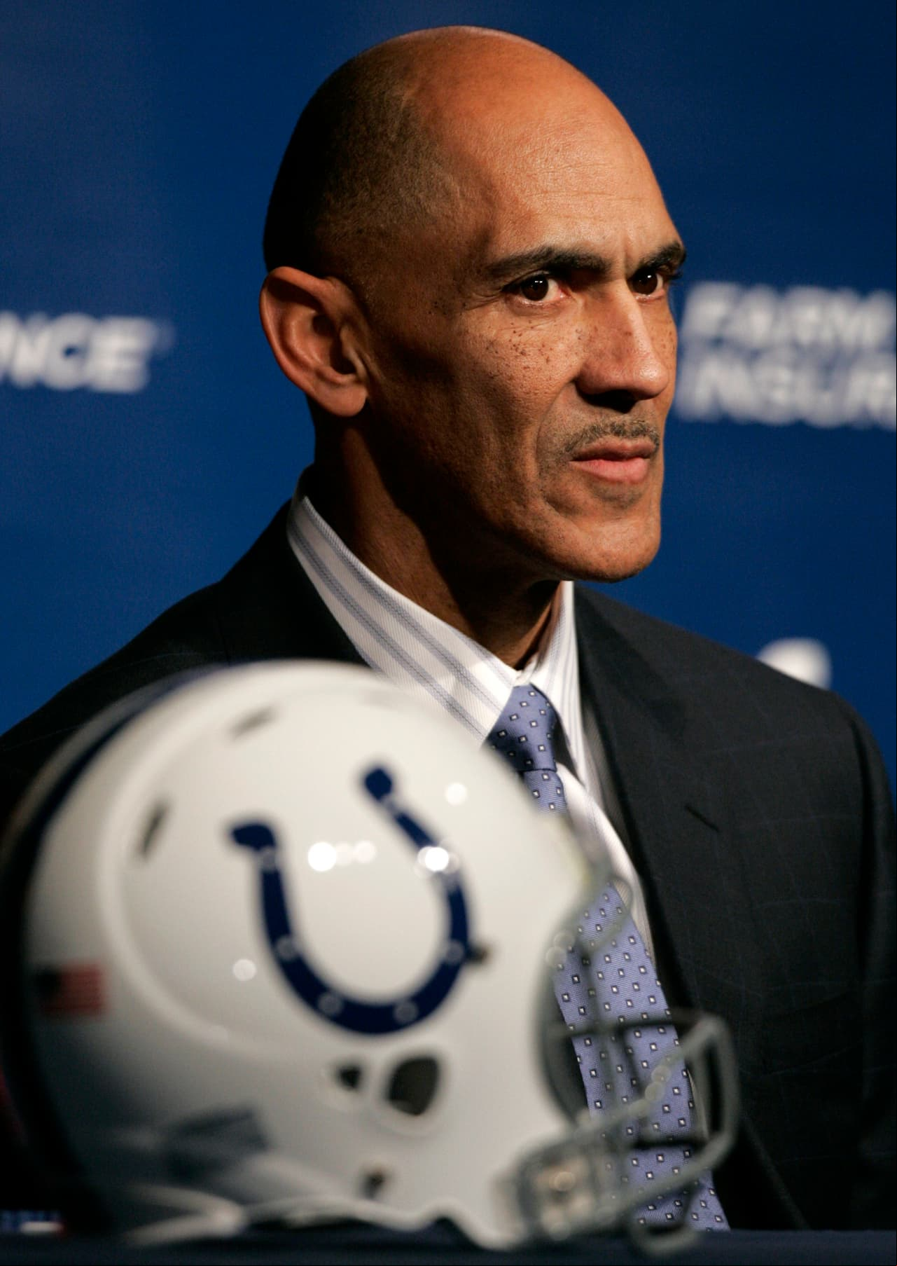 TONY DUNGY - Coach (Tampa Bay Buccaneers 1996-2001, Indianapolis Colts 2002-2008)