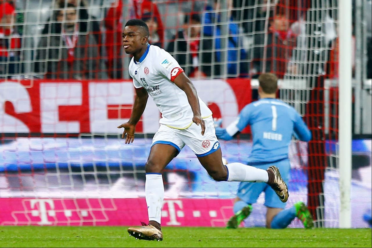 El ex Chiapas, Jhon Córdoba suena para llegar al Schalke 04 desde el Mainz, en donde cumple su segunda temporada. Todo depende de las salidas de Huntelaar y Choupo-Moting.