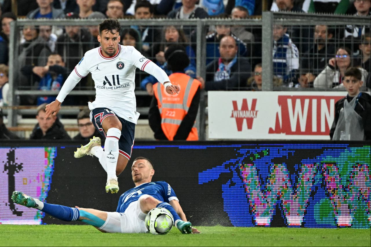 Paris Saint-Germain dejó escapar la victoria ante un Strasbourg que no bajó los brazos y logró el empate en tiempo de compensación.