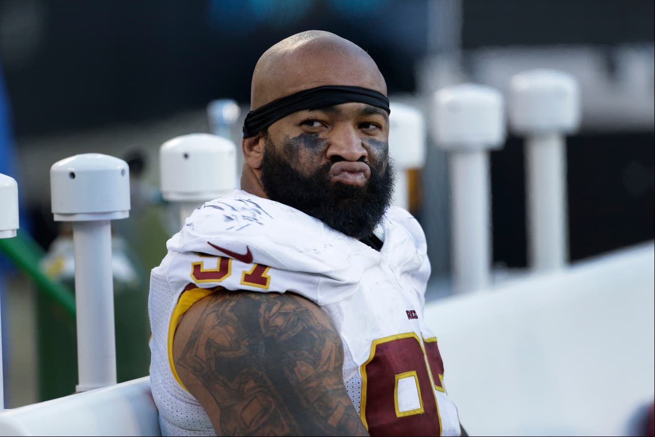 Cam Newton se lució con 5 pases de TD para que los Panthers mantuvieran su incontenible paso en la liga (10-0) al derrotar a los Redskins 44-16. Checa las mejores tomas del partido.