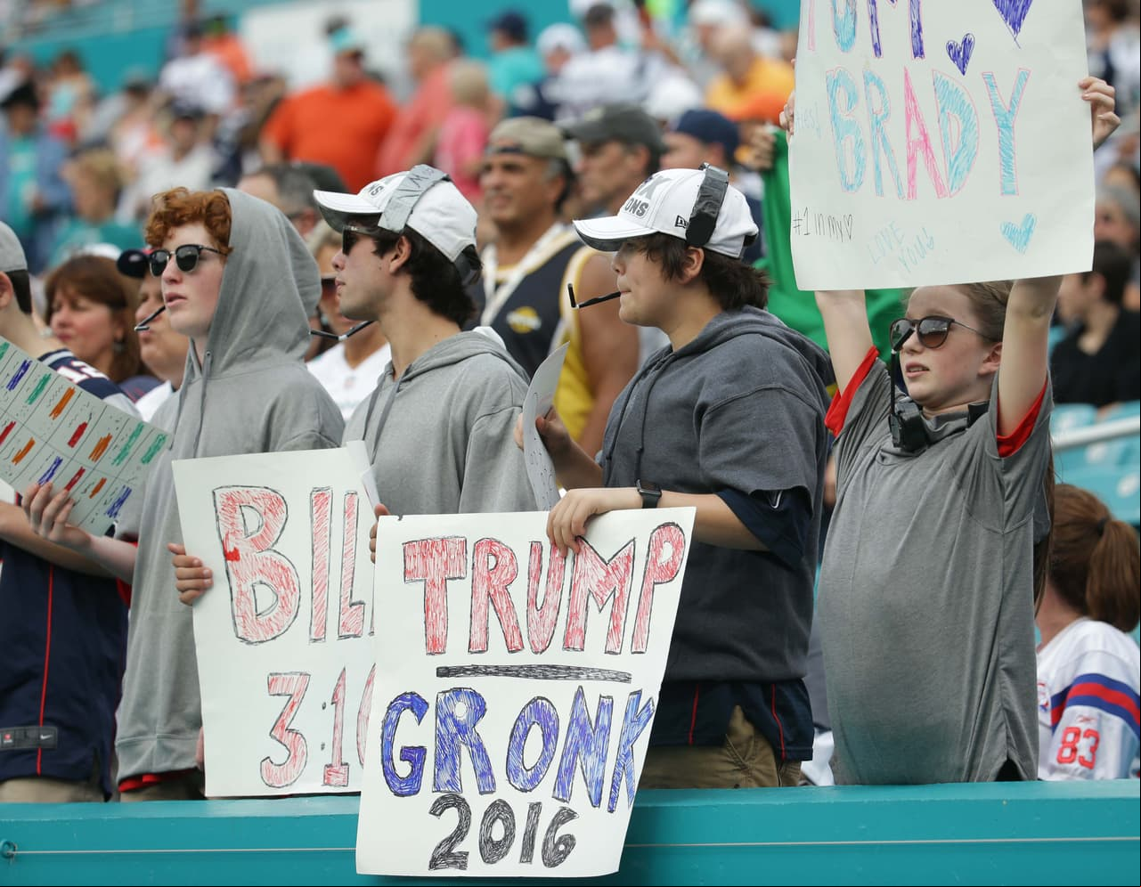 Adiós a la temporada regular de la NFL, y los fans demostraron toda su pasión por este deporte.