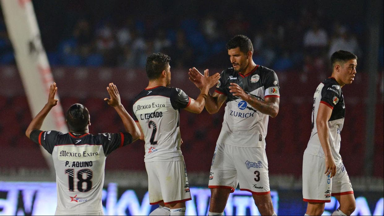 Lobos BUAP en su juego ante Veracruz.