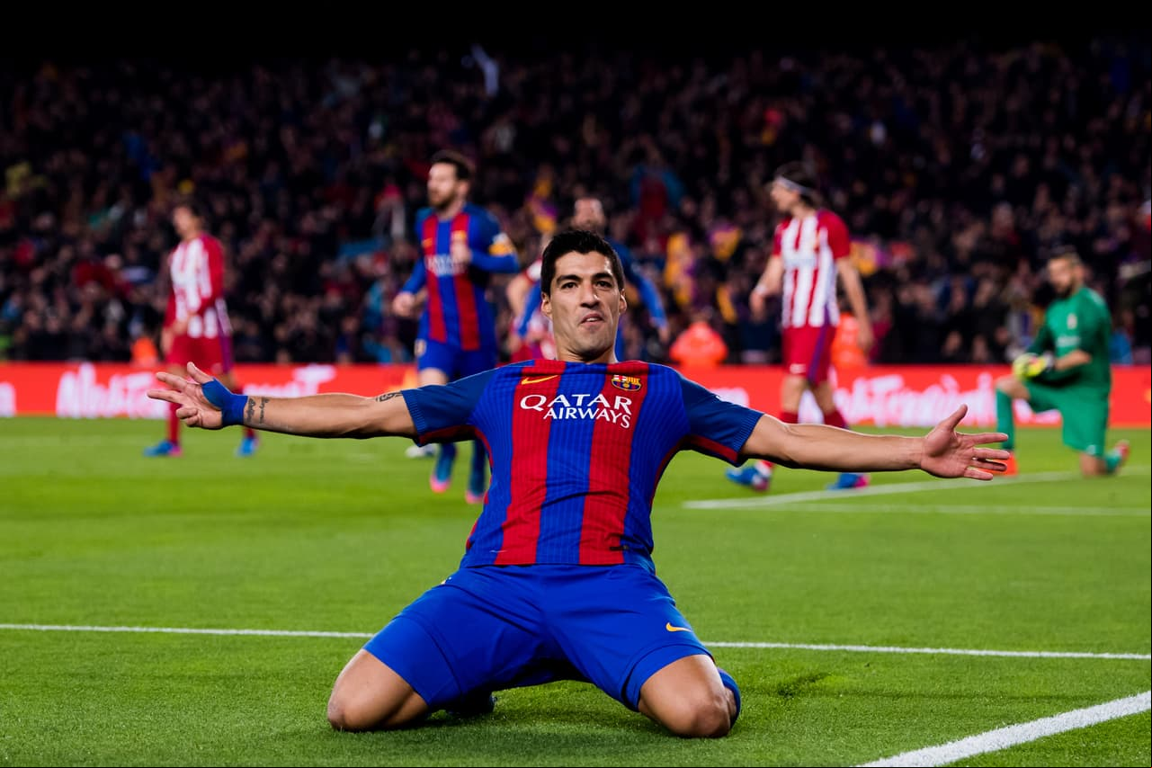 7) Luis Suárez - El uruguayo Luis Suárez es el séptimo futbolista en la lista gracias a su sólida reación con Barcelona y con Adidas, algo que de paso le permite estar en el puesto 51 a nivel general. Su calidad en la cancha lo convierten en uno de los cracks para ver (y vender).