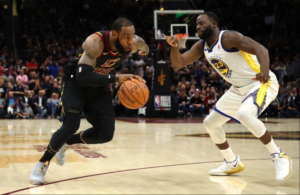 Lo que sorprendió, según portales que siguen el caso, fue ver la relación entre LeBron James, excompañero de Tristan Thompson, y Draymond Green, rival de su excolega.