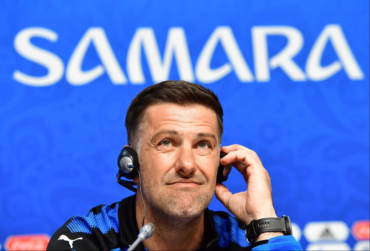 "No nos van a engañar los resultados de Costa Rica con Bélgica e Inglaterra", dijo el técnico de Serbia Mladen Krstajic.