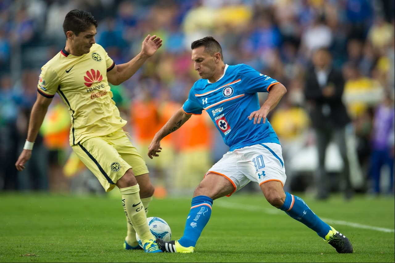 Pese a todo lo anterior, Giménez aun marca un poco de diferencia cuando está en el campo y en cualquier momento puede sorprender con un gran pase o una jugada que puede terminar en gol