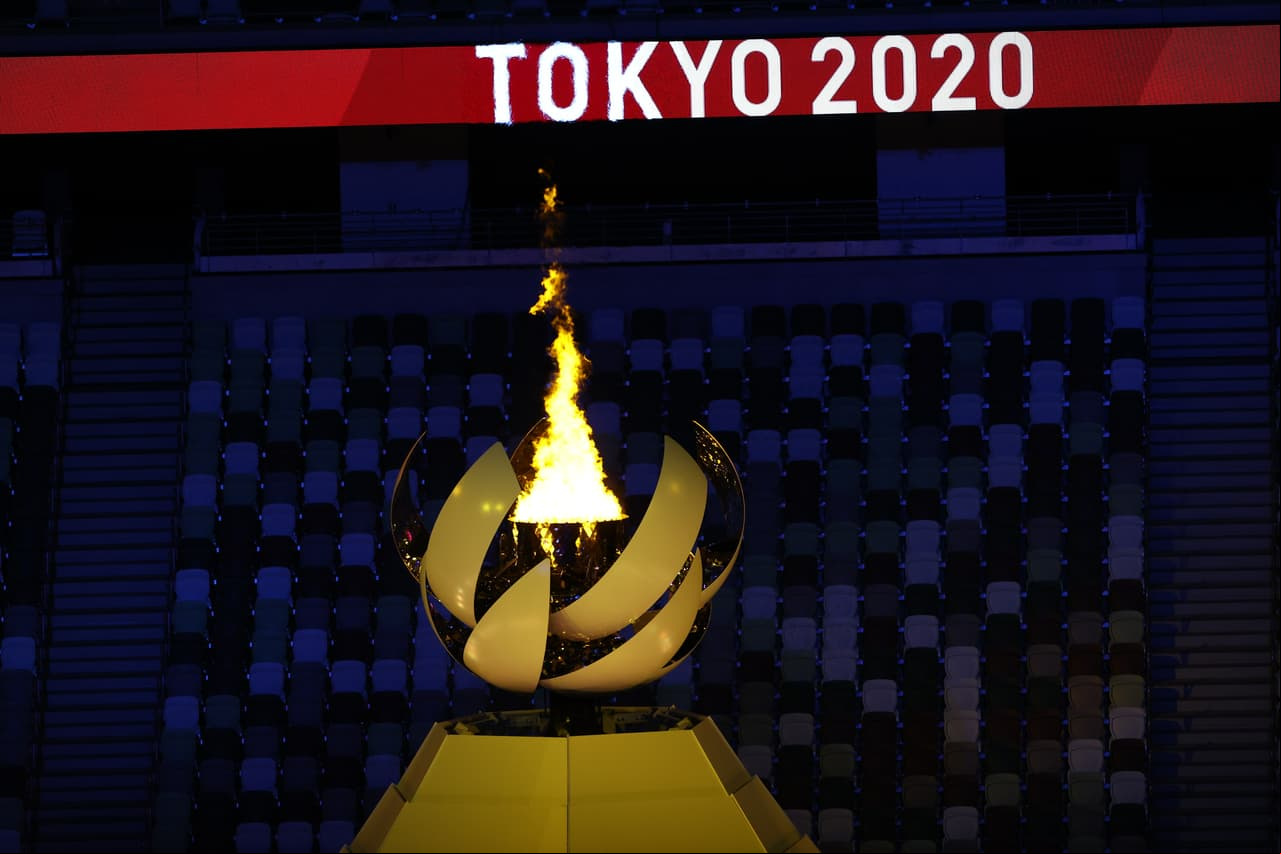 Naomi Osaka fue la encargada de encender el pebetero olímpico en Tokyo 2020.