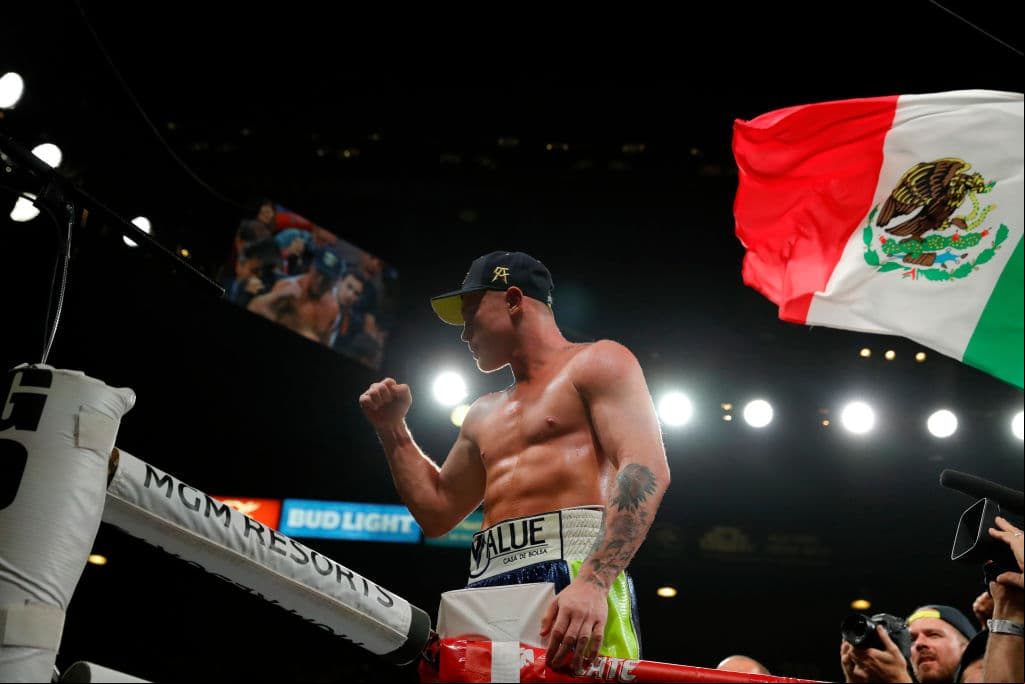 Tras un año sin subirse al cuadrilátero, Saúl Álvarez tendrá su regreso al ring el próximo 19 de diciembre.
<br>