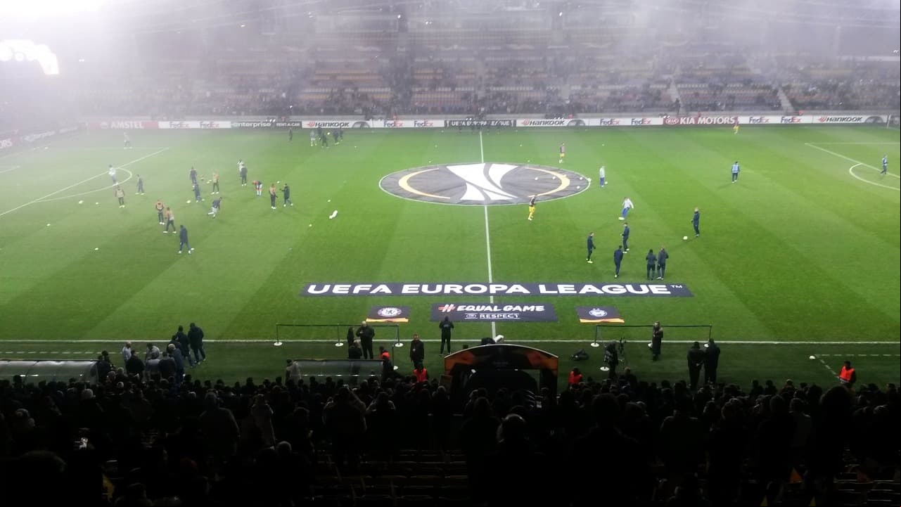 Así recibió Borisov al Chelsea en una nueva jornada de la Europa League