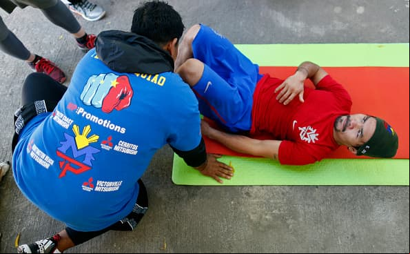 Manny Pacquiao inició sus entrenamientos en Filipinas de cara a su combate contra Timothy Bradley en abril.