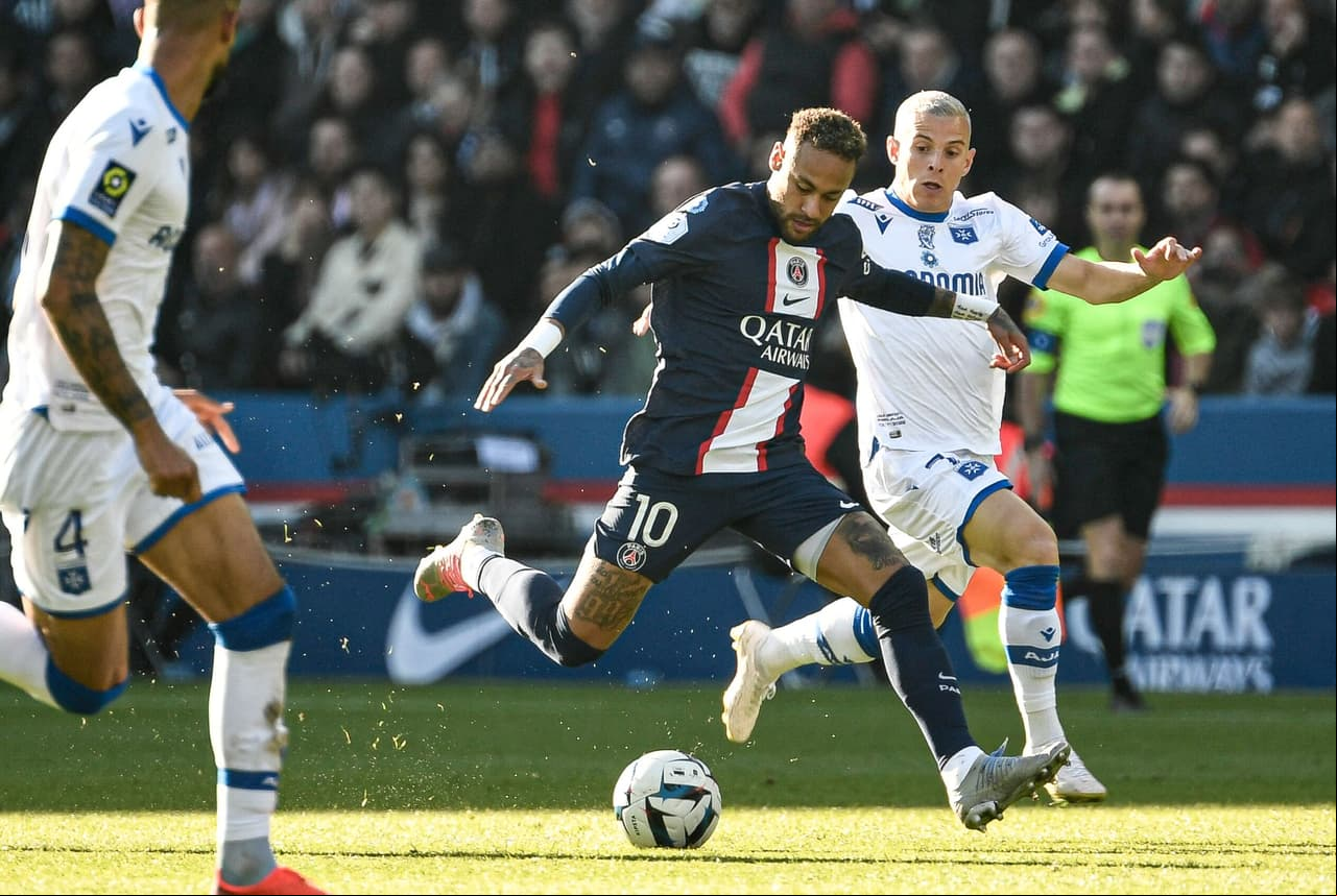 Paris Saint Germain es el líder absoluto de la Ligue 1 de la mano de sus cracks.