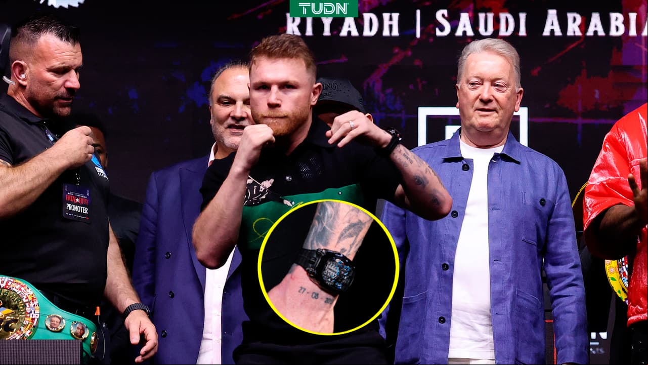 El lujoso reloj del Canelo Álvarez que lució en la conferencia de prensa en Arabia