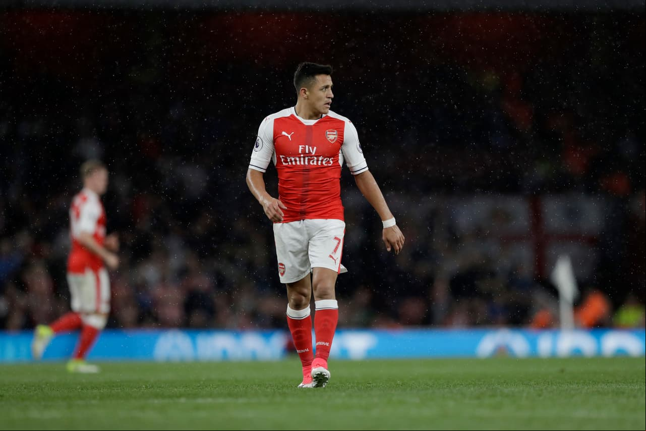 Entre 2012 y 2013 el chileno Alexis Sánchez habría desviado cerca de un millón de euros cuando jugaba con el Barcelona. A inicios de este 2017 aceptó los cargos y pagó lo correspondiente.