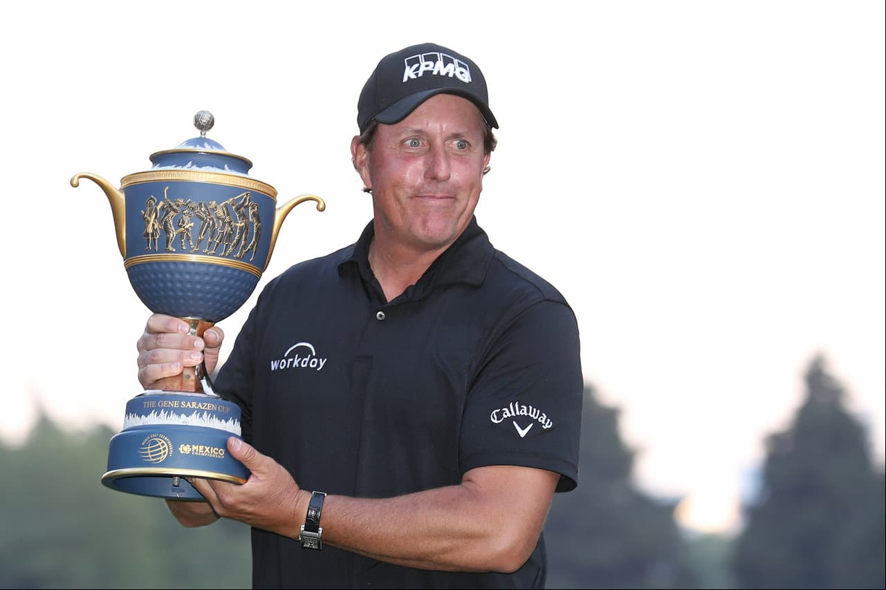 Mickelson finalizó el torneo con 268 golpes, 16 bajo par.