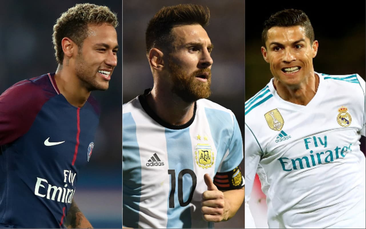 La revista  Football fue publicando la lista de candidatos en su cuenta de Twitter, los 30 jugadores que aspirarán al tradicional galardón como el mejor jugador del mundo en el año.