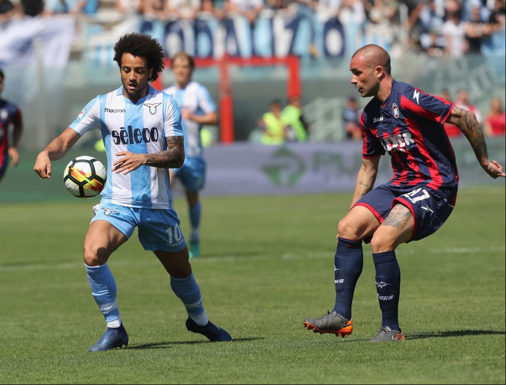 Se rumora que por 25 millones de euros se cerraría el fichaje del mediocampista brasileño del Lazio italiano, Felipe Anderson, para firmar por el West Ham, que dirige el chileno Manuel Pellegrini.