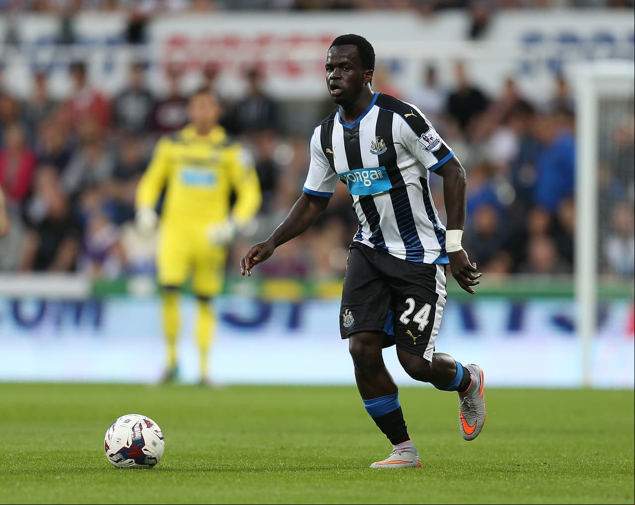 El marfileño, que salió de Newcastle a Beijing Baxy de China como impulso económico, murió e un infarto el 5 de junio durante un entrenamiento.