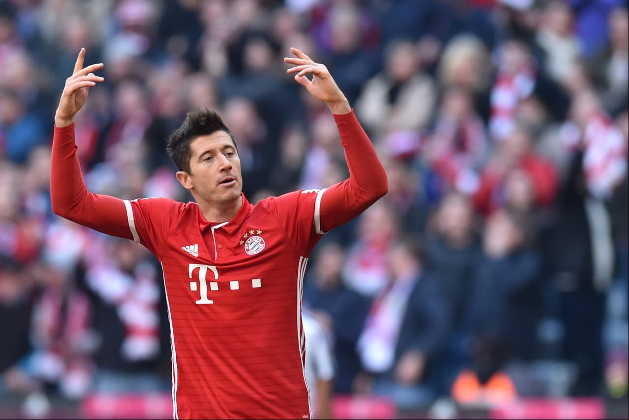 El polaco Lewandowski es el que más goles ha marcado con un total de 21, con 5 dobletes y 2 'hat-tricks'.