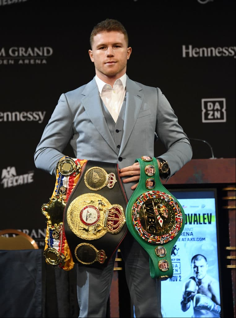 Canelo se ha mantenido como el número 1 desde el año 2017 cuando despojó al beisbolista Adrián González.
<br>