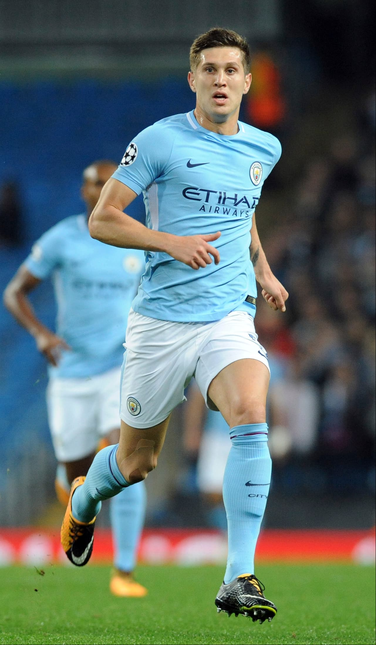 4. John Stones - el inglés fue comprado por el Manchester City en la temporada 2016/2017 por 56 millones de euros que engrosaron las arcas del Everton.