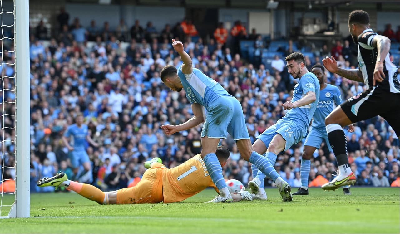 Manchester City venció al Newcastle con un doblete de Raheem Sterling y los tantos de Amymeric Laporte, Rodri y Phil Foden.