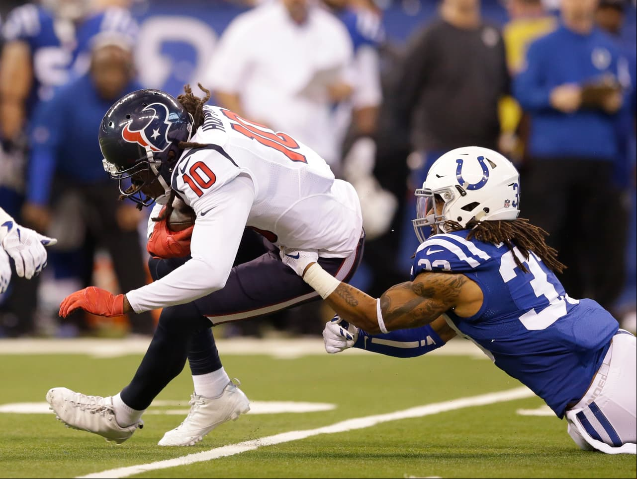Los Houston Texans vencieron 16-10 a los Indianapolis Colts por lo que ahora son líderes de la División Sur en la Conferencia Anericana.