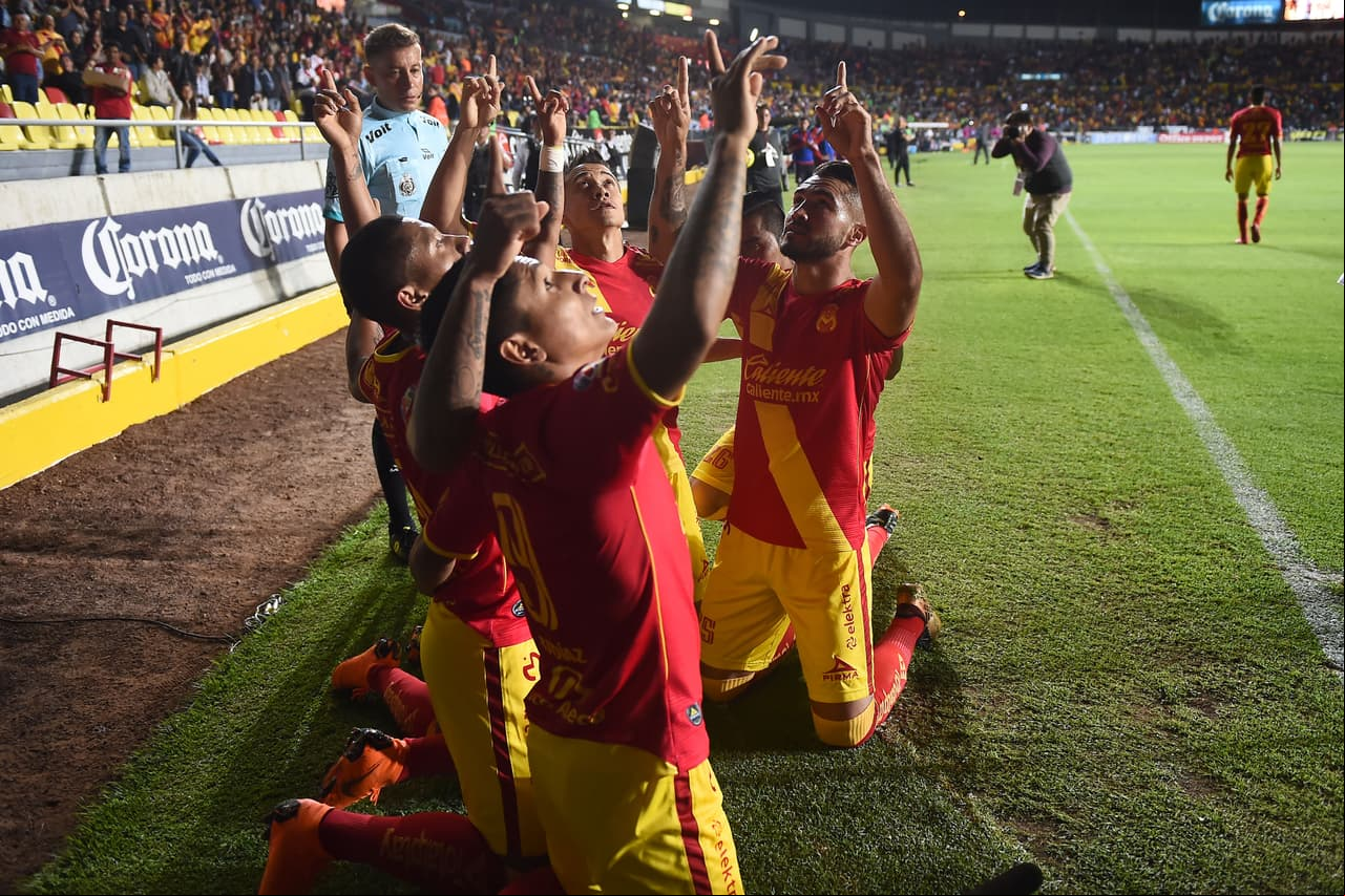Morelia 2-1 Atlas: Rodrigo Millar y Raúl Ruidíaz fueron los encargados de los goles para Monarcas, mientras que Daniel Arreola marcó para los Zorros.