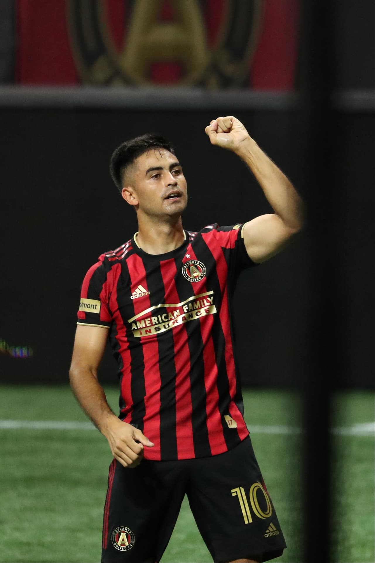 Martínez llegó a 'las Cinco Bandas' en el mejor momento de su carrera profesional, luego de haber sido elegido como el Jugador del Año en Sudamérica como estrella de River Plate. Pero las cosas no salieron como estaban planeadas para 'Pity', que en una temporada y media registró 7 goles y 11 asistencias.
<br>